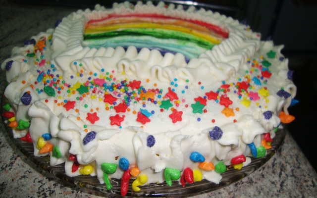 Bolo arco-íris
