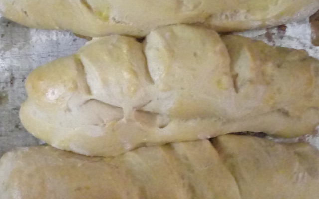 Pão caseiro simples