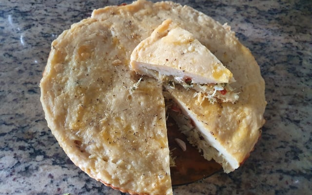 Bolo de batata com recheio de bacalhau