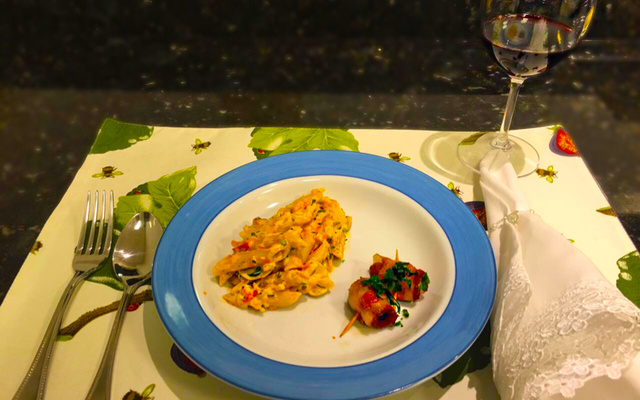 Penne ao molho branco com toques