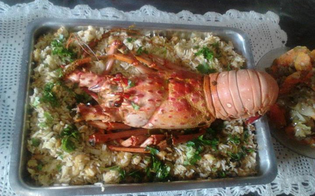 Lagosta com risoto de camarão