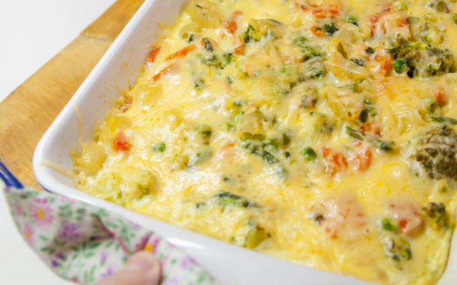 Arroz com legumes e frango