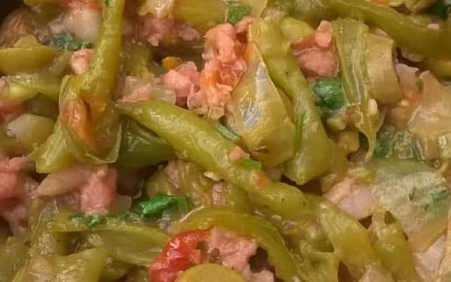 Feijão-vagem com linguiça