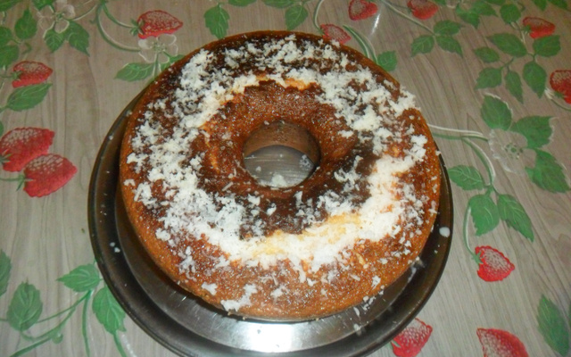 Bolo de fubá molhadinho