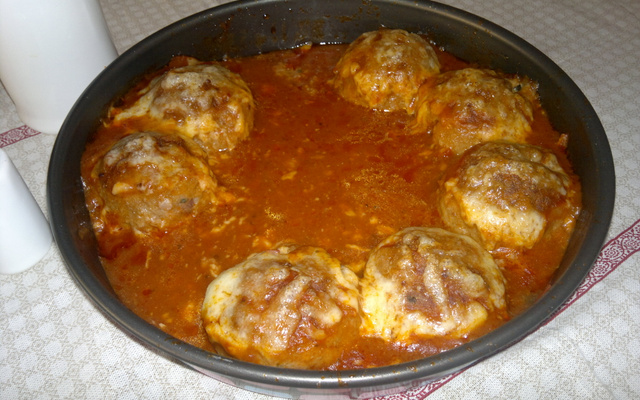 Polpetone assado e recheado