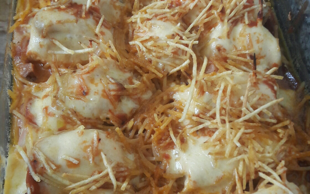 Enroladinho de frango recheado