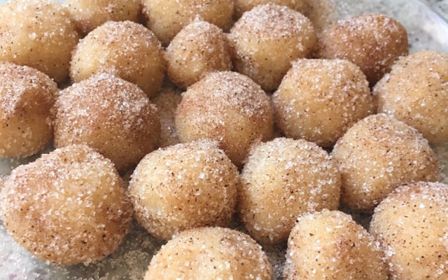 Brigadeiro de açucar e canela