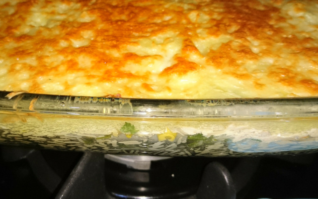 Escondidinho de arroz com frango