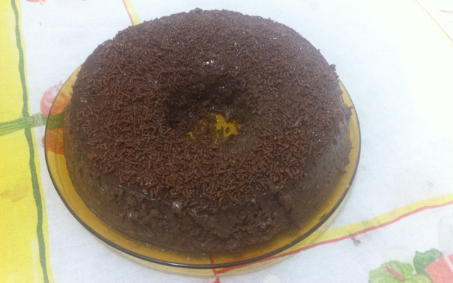 Pudim de leite em pó com chocolate da Terezinha