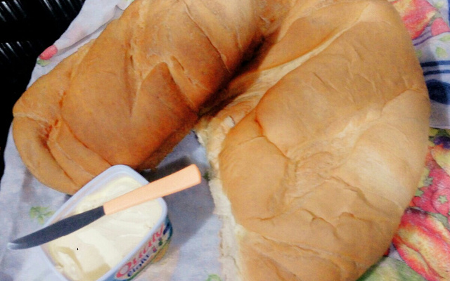Pão caseiro simples