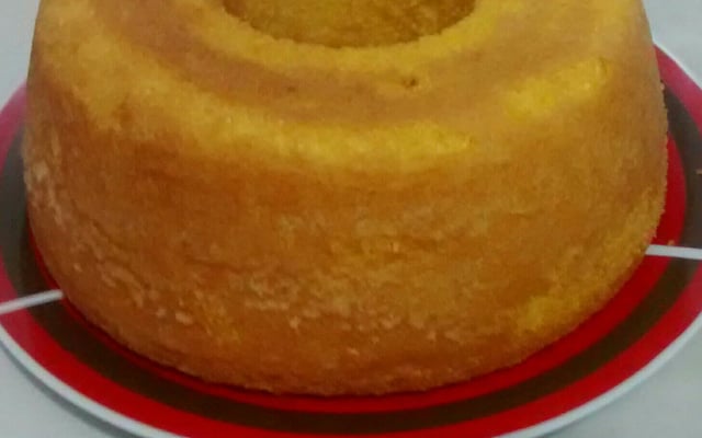 Bolo de milho de lata no liquidificador