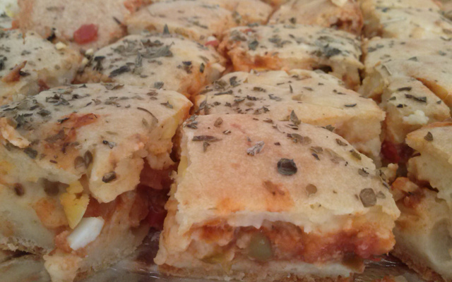 Torta de calabresa com legumes