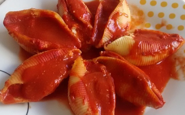 Conchiglione de ricota, nozes e damasco super simples