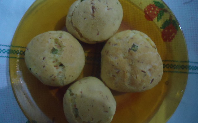 Broinha de fubá de canjica temperada