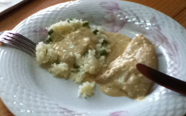 Bifes de peru com natas