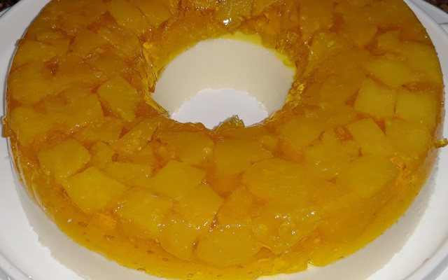 Sobremesa deliciosa de pêssego