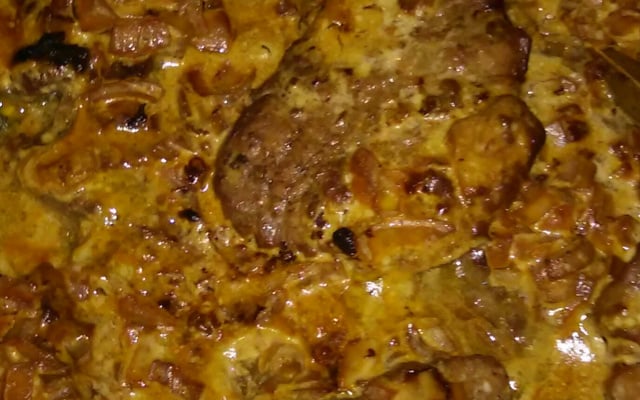 Bife ao molho de creme de leite