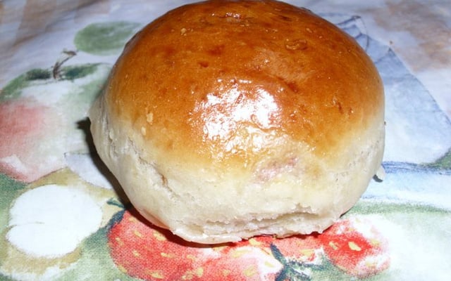 Minipão de linguiça