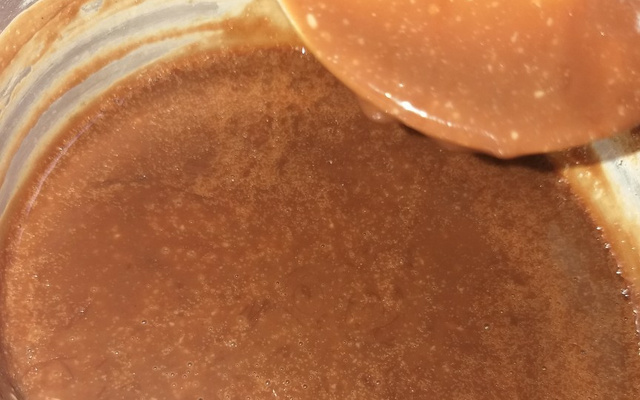 Cobertura de chocolate com creme de leite