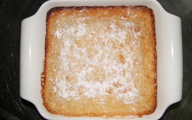 Gooey butter cake (bolo lanche típico de St. Louis, EUA)