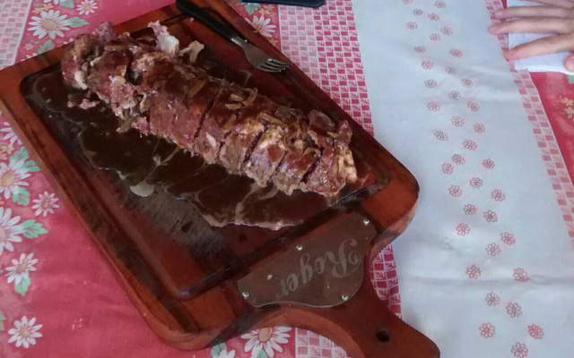 Rocambole de carne moída