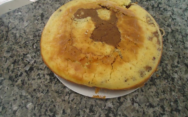 Bolo mesclado