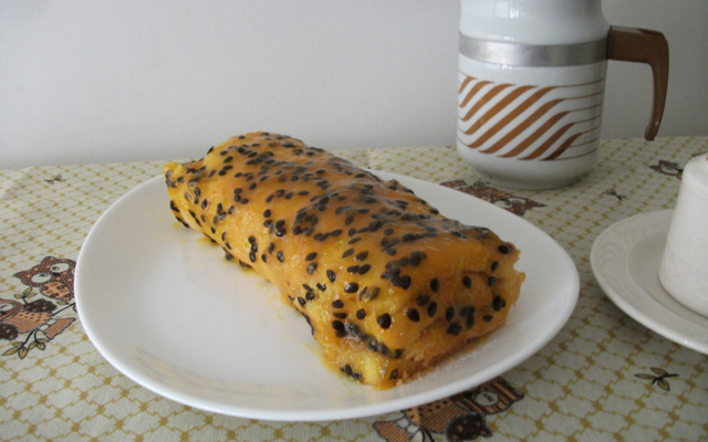 Rocambole de maracujá