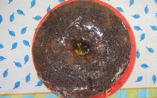 Bolo de cenoura recheado