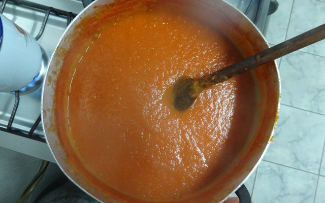 Molho de tomate para bife à parmegiana do Bar do Alemão