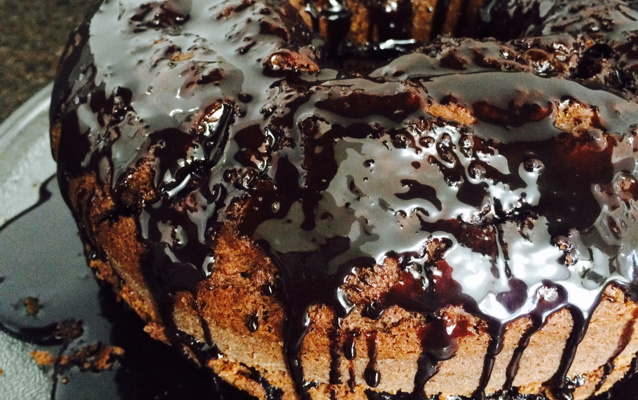 Bolo de chocolate simples