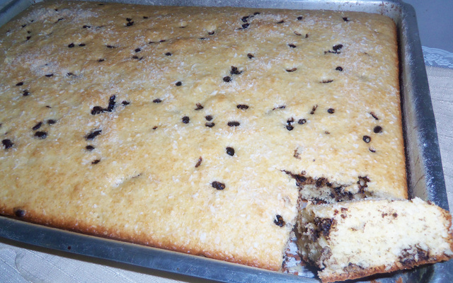 Massa de pão-de-ló para tabuleiro grande