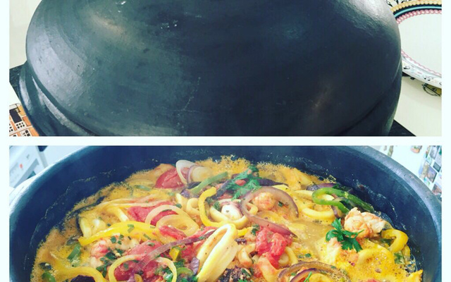 Moqueca Baiana na panela de barro