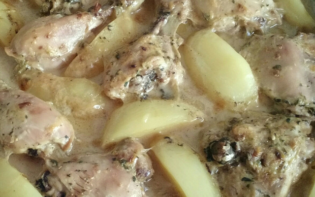 Frango assado com laranja fácil fácil e muito bom