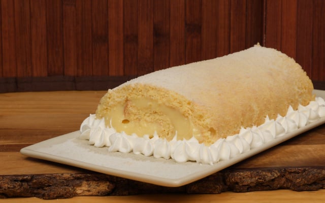 Rocambole de baba de moça