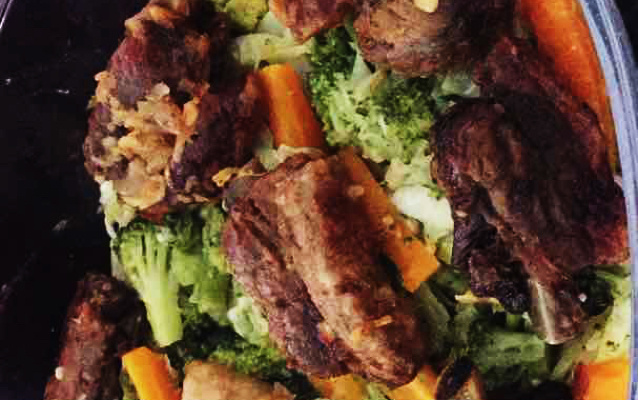 Costela de porco assada no micro-ondas