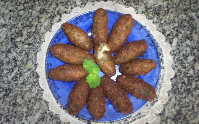 Quibe recheado com mussarela