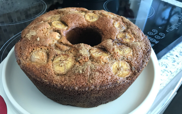 Bolo integral de banana com aveia