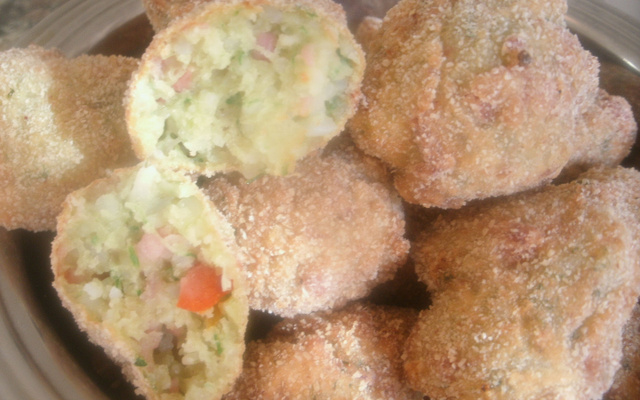 Bolinho de arroz com liguiça