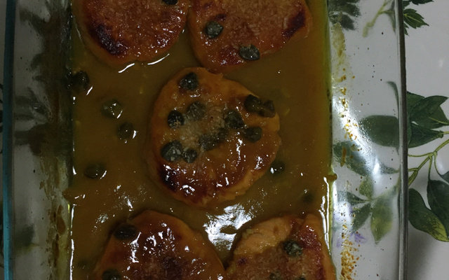 Medalhão de salmão ao molho de mostarda e mel