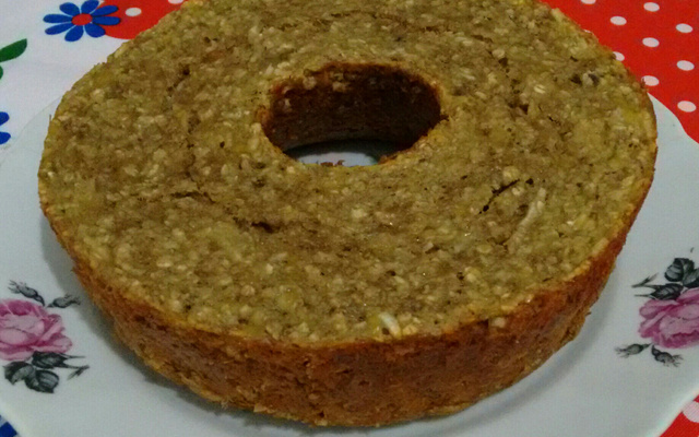 Bolo de banana e aveia, sem farinha