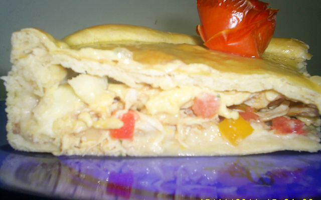 Torta de frango com massa de pão