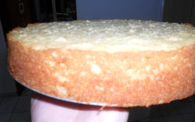 Bolo de aipim com coco da Miriam