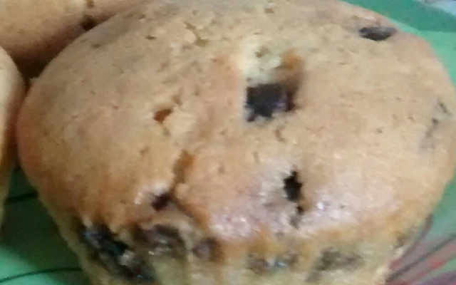 Bolinho de baunilha com gotas de chocolate