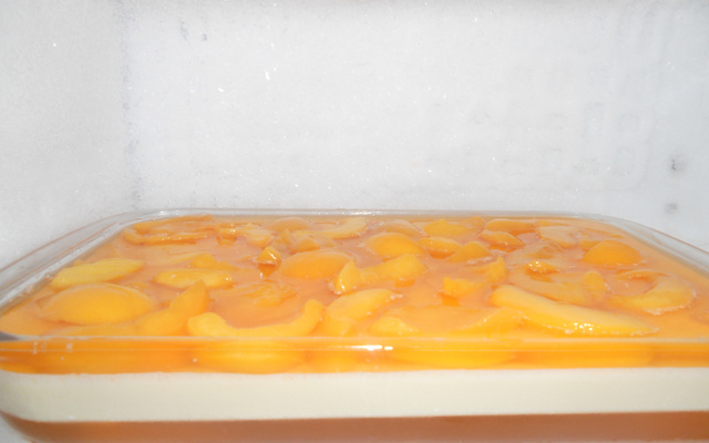 Creme de pêssego com gelatina