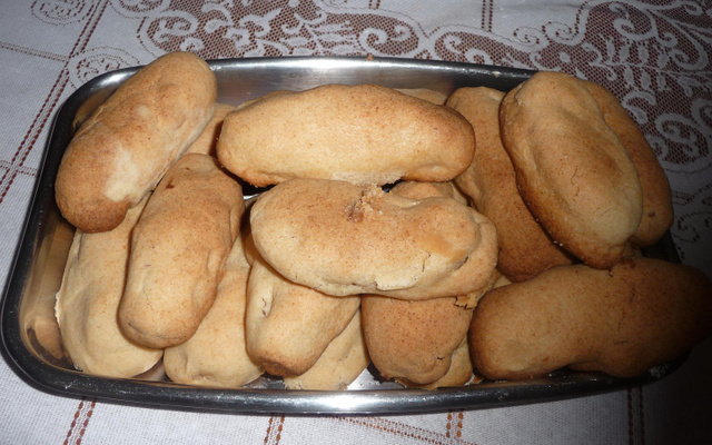 Bananinhas assadas com massa podre