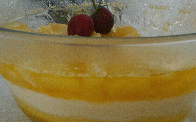 Gelatina duo de abacaxi