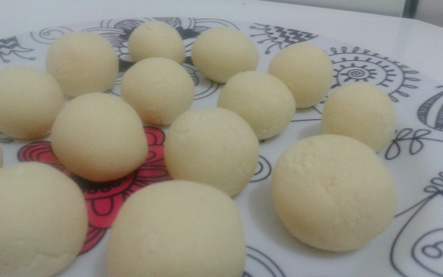 Bombom de Leite Ninho Branco