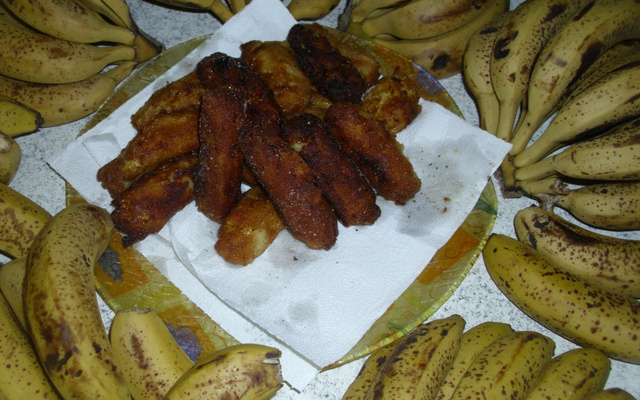 Banana à milanesa com farinha de rosca