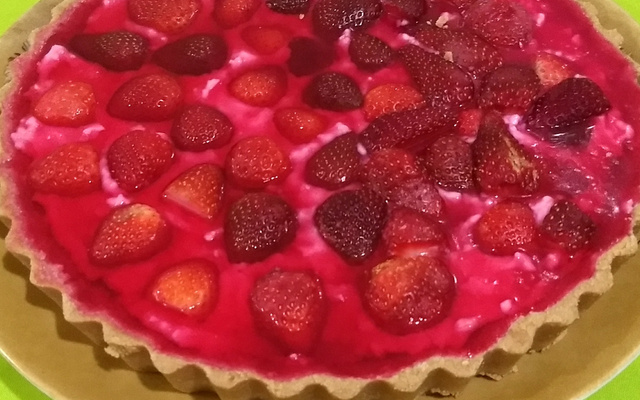 Torta de morango simples