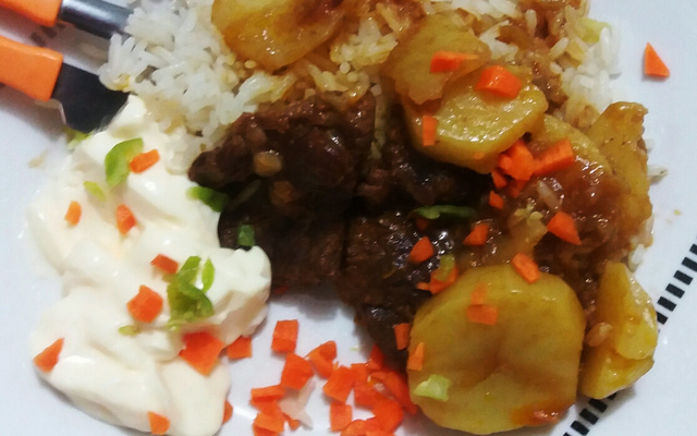 Bife fácil na panela de pressão